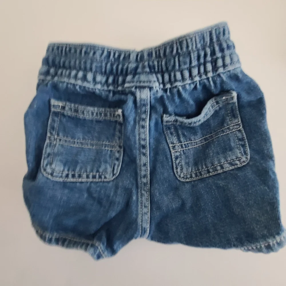 Old Navy Baby Girl Jean Denim Shorts Size 18-24 Months